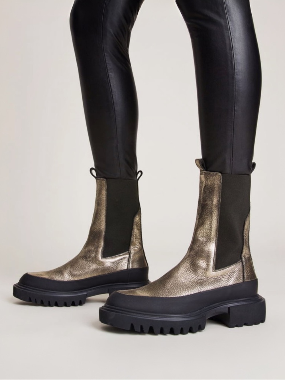 All Saints Harlyn Metallic Learher Chelsea Lug Boots Sz 40 / US 10 MSRP $320 NEW